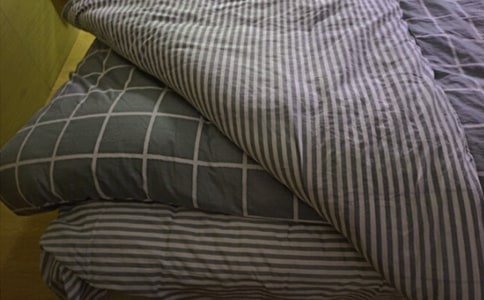 床上用品买卖合同