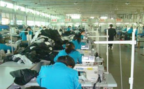 新版服装厂承包合同