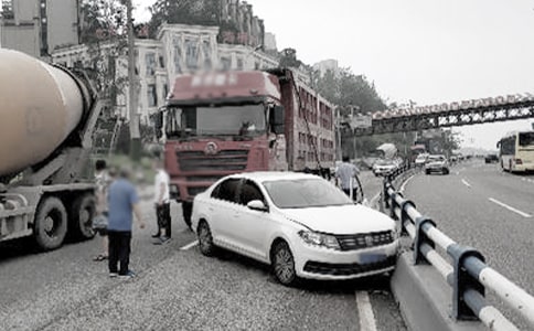 交通事故的检讨书范文