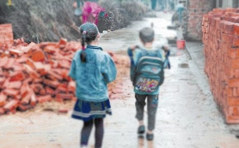 关爱留守儿童班会教案6篇【热门】