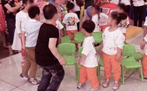 幼儿园六一黑板报内容