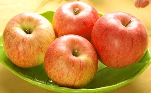 想吃苹果的鼠小弟教案