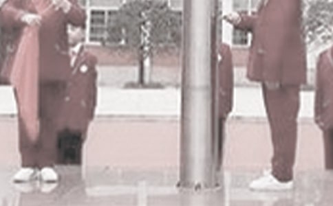 幼儿园升国旗讲话稿