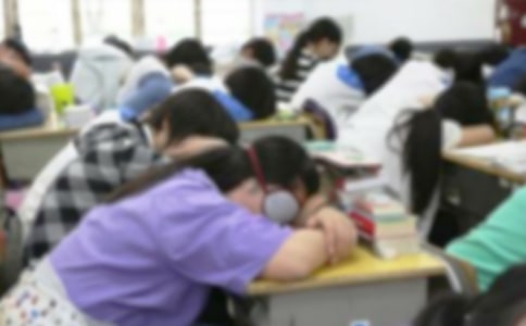 午休吵闹检讨书