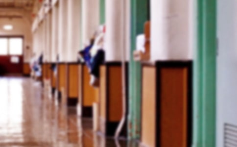 在学校带违禁品的检讨书范文