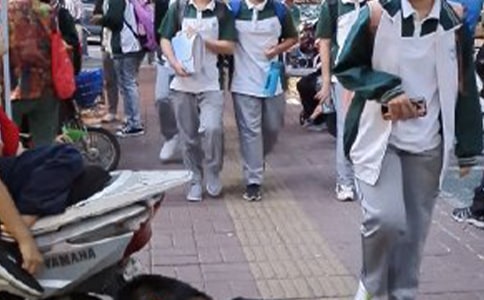 (集合)中学生自我介绍10篇