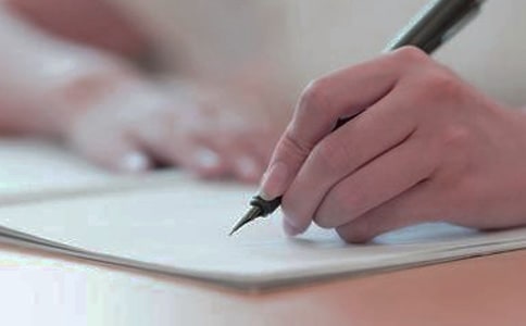 【实用】黑板报作文四篇